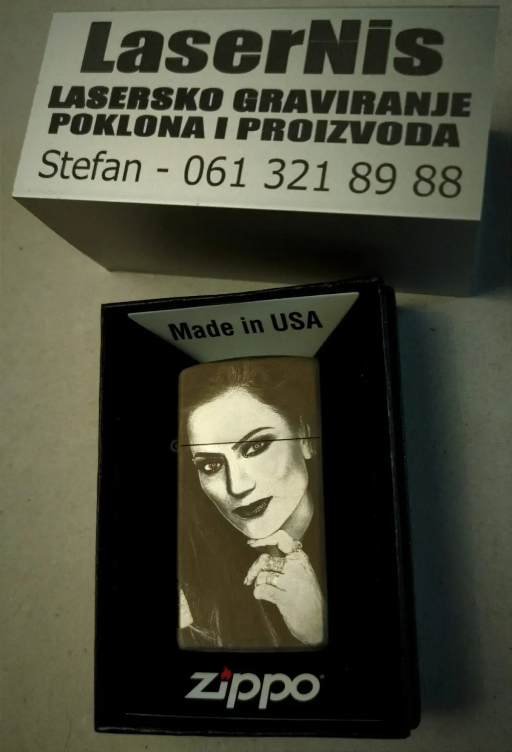 Graviranje portreta na metalu